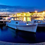 Rada بيوغْغاد نا موغو