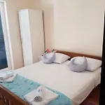 شقة Rada