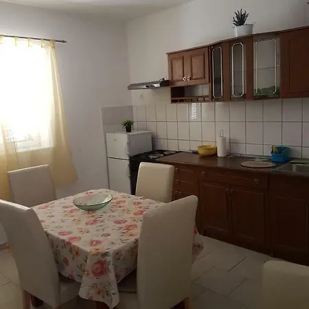 Rada Apartment