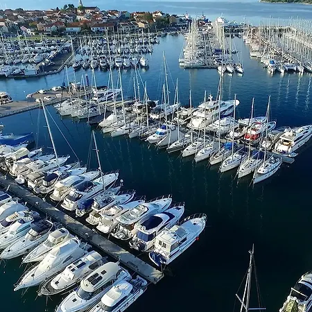 Rada Biograd Na Moru