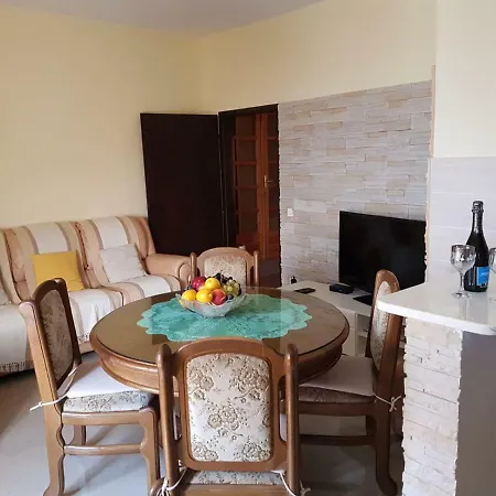 Apartman Rada Biograd Na Moru