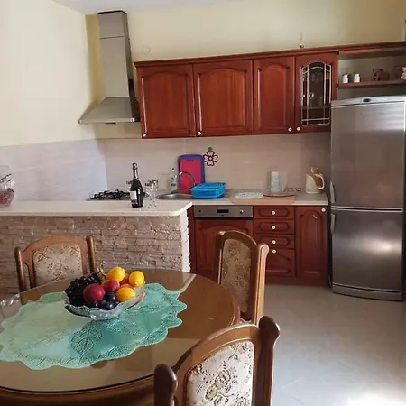 Rada Apartman Biograd Na Moru