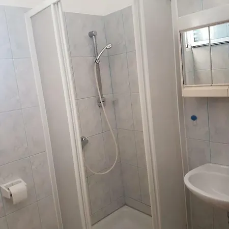 Rada Apartment *